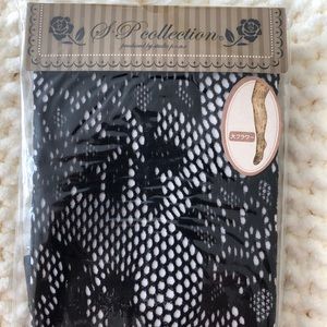 Lace patterned stocking